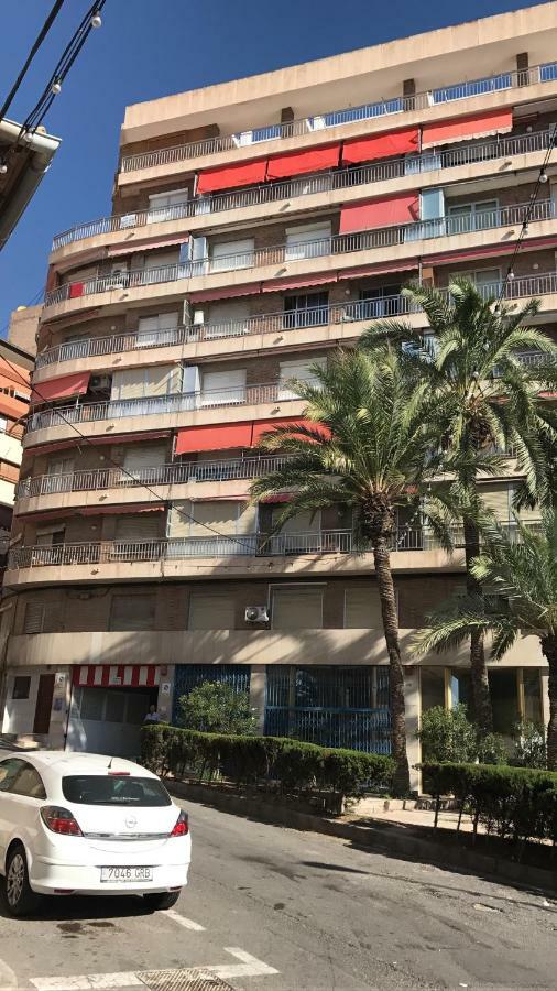 Piso En Primera Linea De Playa Del Postiguet Apartment Аликанте Екстериор снимка